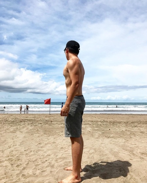 histagramer: Cute and horny sg boy he’s cute. what’s his name?