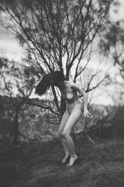 Naked-Yogi:  Aellagirl:  I Did This Shoot In The Australian Bush.when We Were Walking