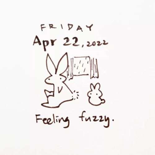 Tis the season of mold #abunaday #daily #bunny #doodle #mold #fuzz #一日一兔 #发霉 #毛毛的 https://www.insta