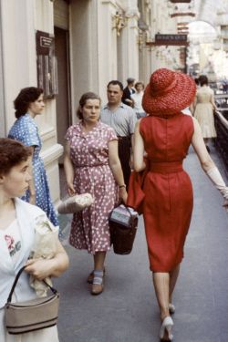 fawnvelveteen:    1959: Lady in red. Always head-turning.   