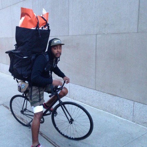 urbanbikelife: trackordienyc: “It’s just a small bag”. Customers always lie in this business. #Track