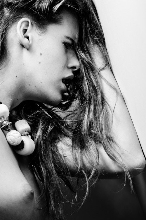 Melissa Tongue by Stefano BrunesciCopyright &copy; Stefano Brunesci, 2013 - www.stefanobrunesci.