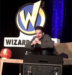 sebastiansource:Sebastian running down to hug a fan who froze up during her question in Wizard World Tulsa.