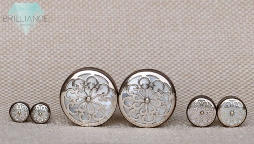 brilliancepiercing: Fancy plugs available in a multitude of sizes!  These are pictured in 7/16&
