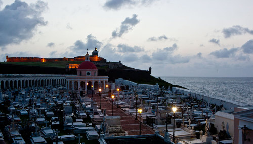 seanbaello:  Colonial Old San Juan Puerto Rico  Mi hermosa Isla del Encanto, Puerto Rico. :) 