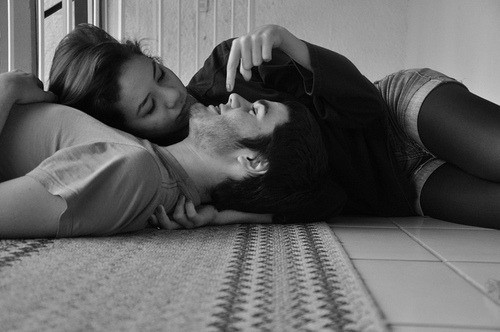 femledlifestyle:I love the quiet afternoon spent in her arms. 