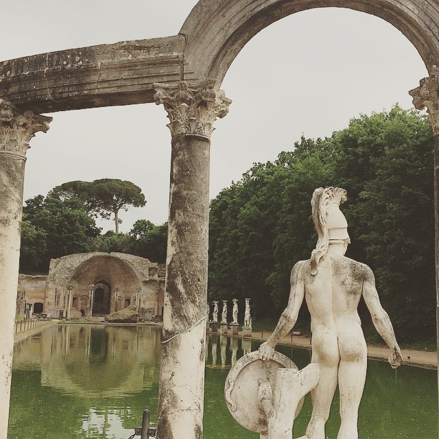 penthesileas:  Hadrian’s Villa (aka an excuse to photograph a finely carved marble