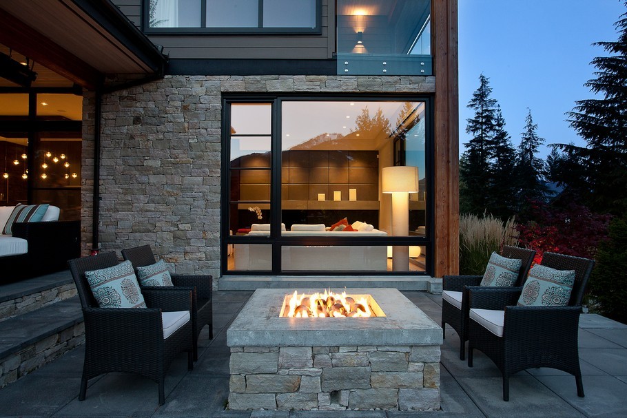 thisiswhatidoinmyworkhours:  Luxury Property In Whistler  