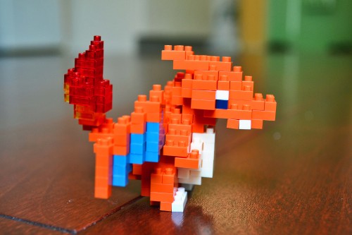 okamidensetsu:  Nanoblock Hitokage & Lizardon These are so freaking cute. So very happy to have these Q.Q