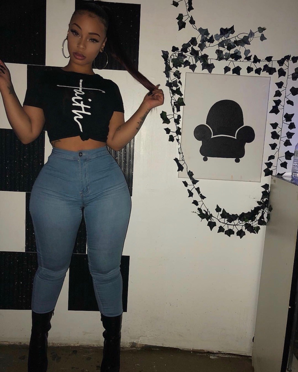 evans601:  Mercedes Morr @mercedesmorr 