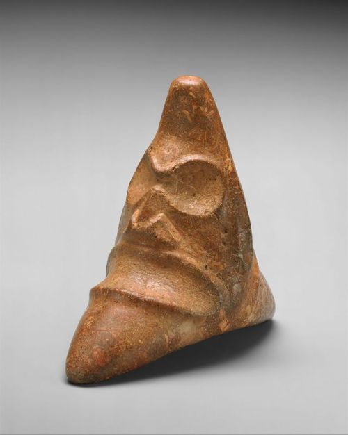 Three-cornered stone (San Juan de la Maguana [?], Dominican Republic,13th – 15th century).  Approxim