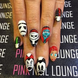 My Nail Lady Is The Best!!! Rt Disney Nails For @Theavaaddams #Starwars#Disneynailsart