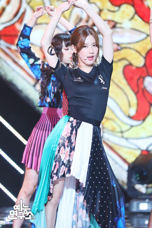 MBC Show Music Core Naver Update - Miyeon