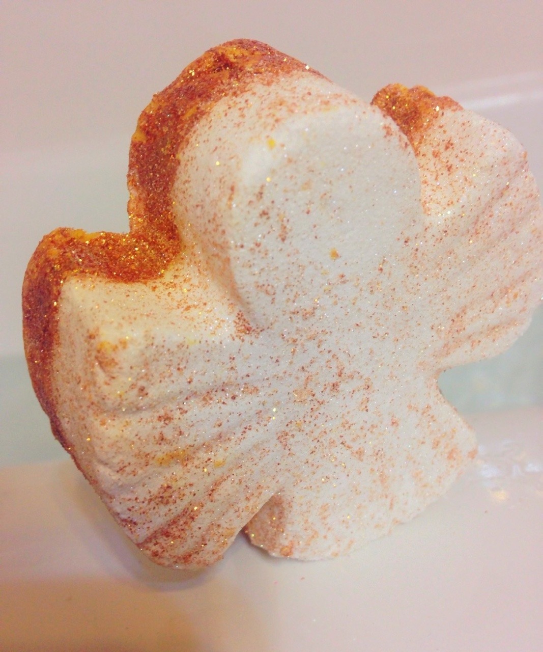 Snow angel// lush bath melt