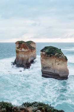 r2–d2:  Great Ocean Road by Michael