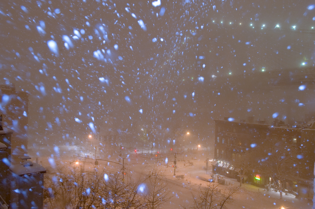 englishsnow:  Jane Kratochvil. Brooklyn Bridge Weather Channel.Â 2011. 