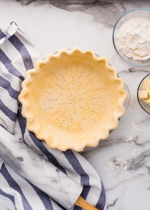 Flaky Vegan Pie Crust - ilovevegan.com