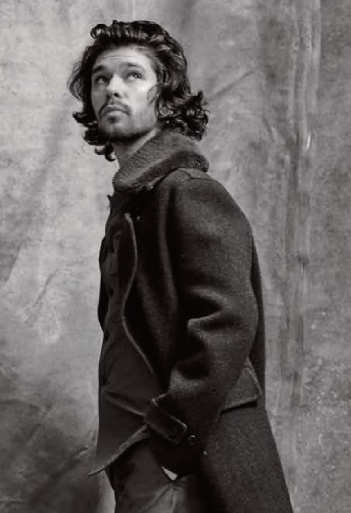 mynewplaidpants:For more of Ben Whishaw CLICK RIGHT HEREDo I want to a) become platonic be
