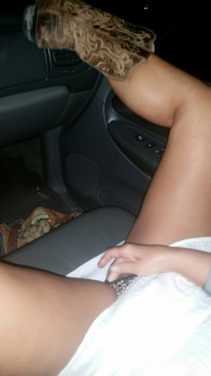 nymphocouplesfun:  http://Lnacouple.tumblr.com   Thanks for such a sexy submission , looks tasty
