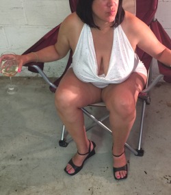 Wgfl:  Yummy Cleavage