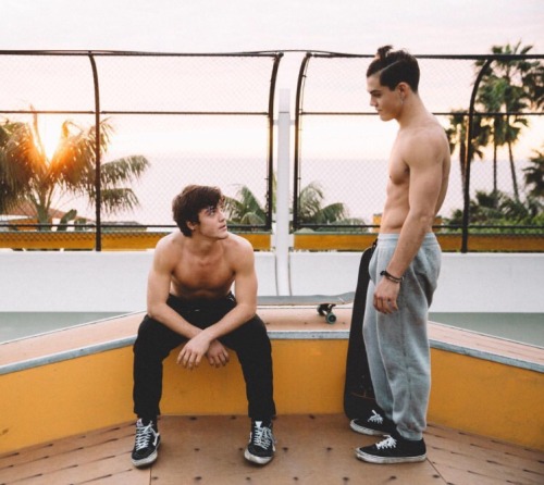 dolanxdolanx:  ✨