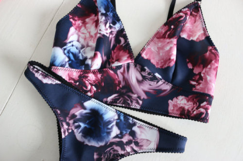 inlovewithburlesquelingerie:  Urban Bird Clothing