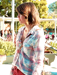 simonjace:  teen wolf meme; [9/9] outfits 
