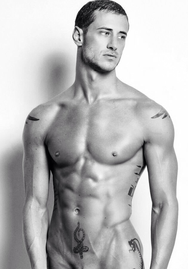 vikingbulges:  http://www.hungland.com/