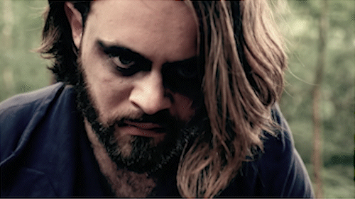 Joey Batey's Fight Against Death In "King" (The Amazing Devil)