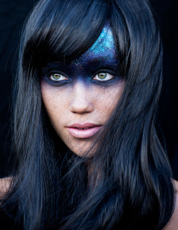 ijfkeridgleyphoto:Glitterazzi with model