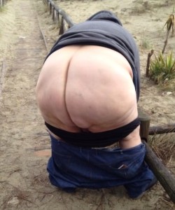 chubstermike:  crywister:    The longest ass crack I’ve ever seen. So fucking sexy!!!