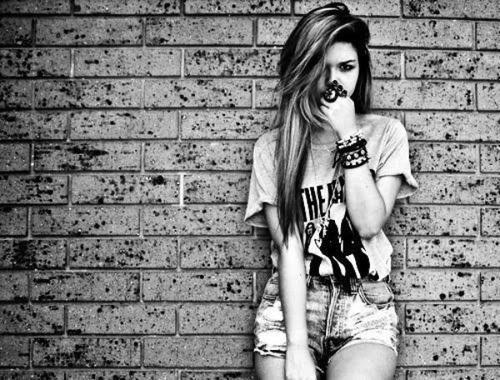 happy or not en We Heart It. https://weheartit.com/entry/76595250/via/UneColline