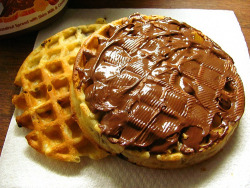 fooderific:  find more mouthwatering treats and recipes here!  Waffles!