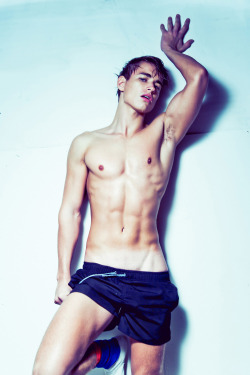 hunkopedia:  Follow Hunk’o’pedia for