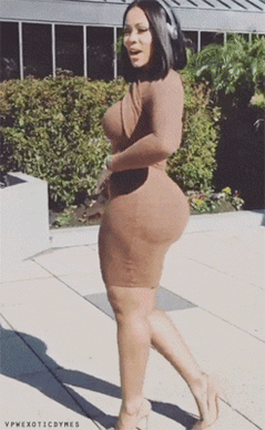blackporndaily:  @iamsodeelishis    😍🍑👅💦