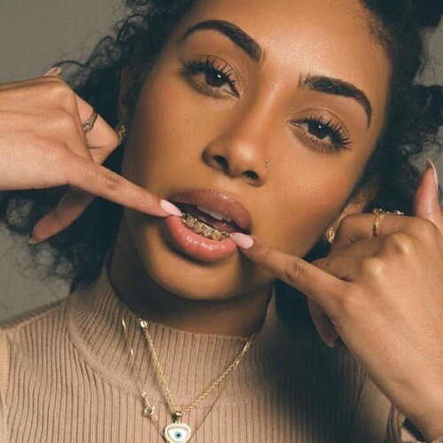 1996shawtyy:ouuu, she all types of flawless