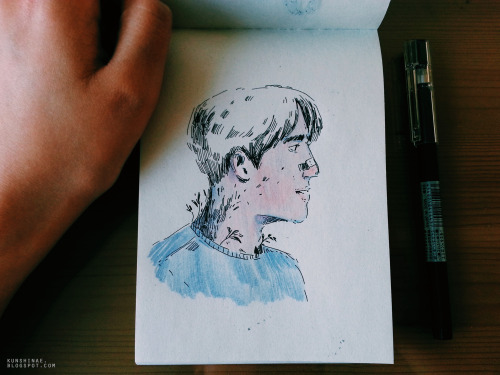bought a small notepad from Muji - trying to draw and doodle everyday(main blog)