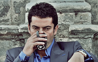 diziland: Ezel Bayraktar ( Kenan İmirzalıoğlu)- Ezel (2009 - 2011)