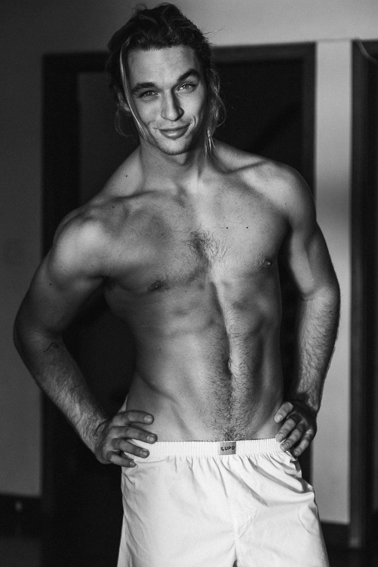 bambam62:  Felipe Ruiz by Jeff Segenreich