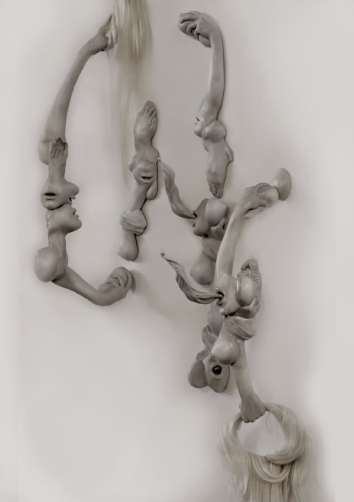 asylum-art: Monica Piloni: Ópio, 2012 resin, synthetic hair, 190x90x90cm Private Collect
