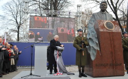 Lech Walesa Unveils Reagan Statue In Warsaw