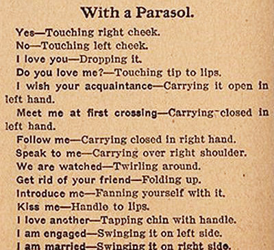 nevver:  Flirtation rules: 1800s  A jeśli upuszcza się obie na łóżko&hellip;?