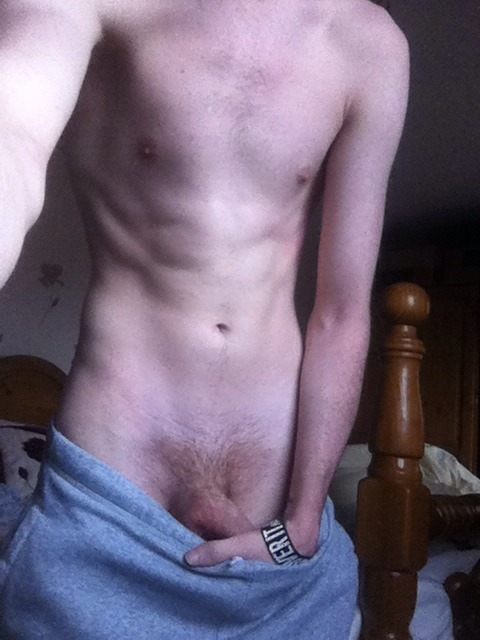 briefsandjocks:  donowhore:  It’s “sit about and play with myself in joggers