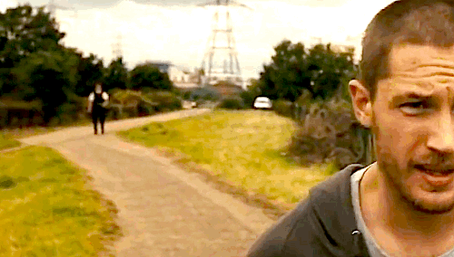 tomhardyvariations:Bobski and Mumbles + majestic getaway chariot