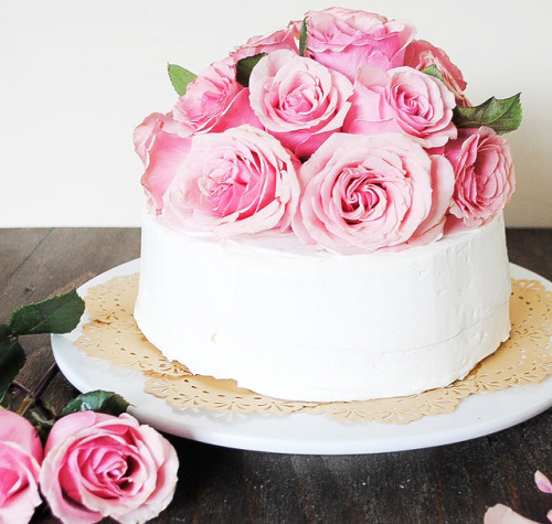 inkxlenses: Tayberry Chocolate Cake with Fresh Cut Roses | by jocelyndchen
