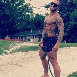 ultimate-men:  follow ultimate men!blog > companion blog >