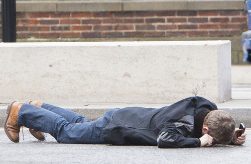 stephenstrvnge:  ME AFTER WATCHING DR STRANGE TRAILERLITERALLY
