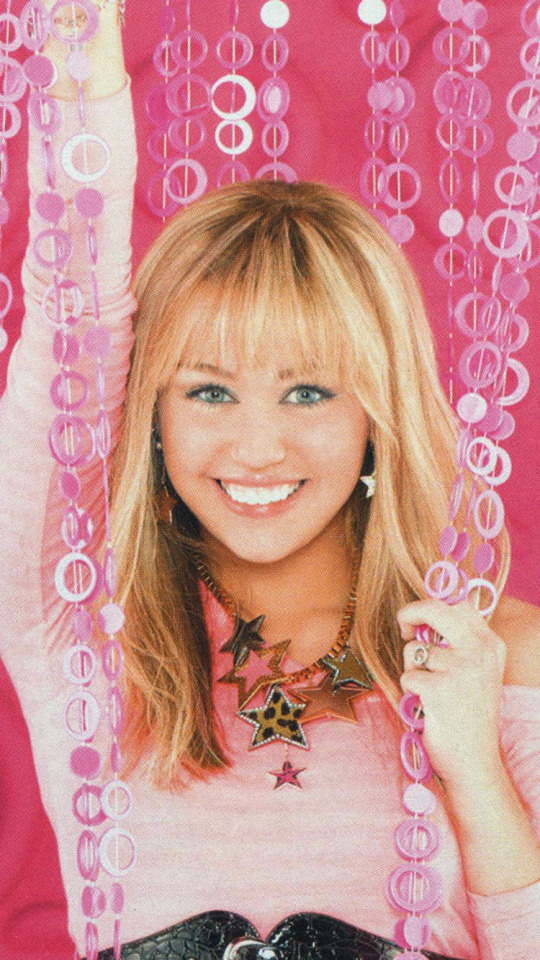Miley Cyrus As Hannah Montana (2009)