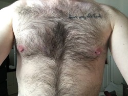 dicksoup: here’s a better pic    …..for my fans 