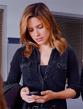 Favourite Outfits: Erin Lindsay → Season 2 